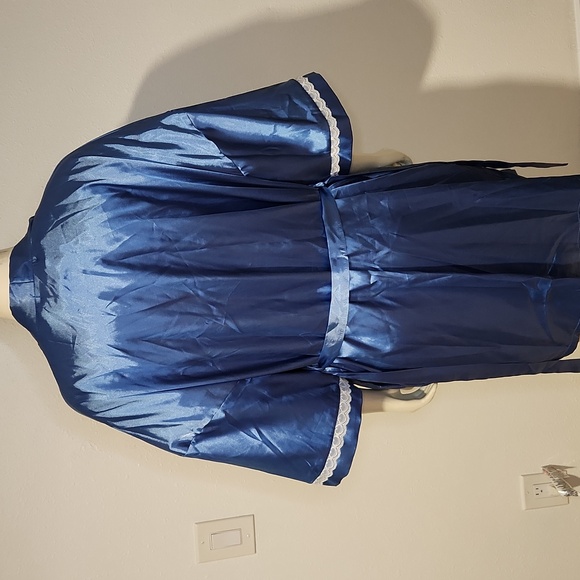 Kimono Robe - Picture 2 of 5